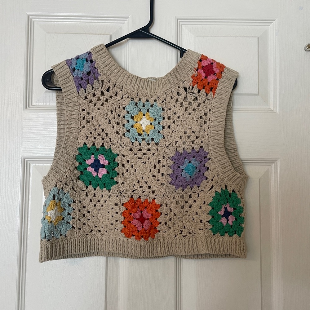 Cropped Knit Sweater Vest